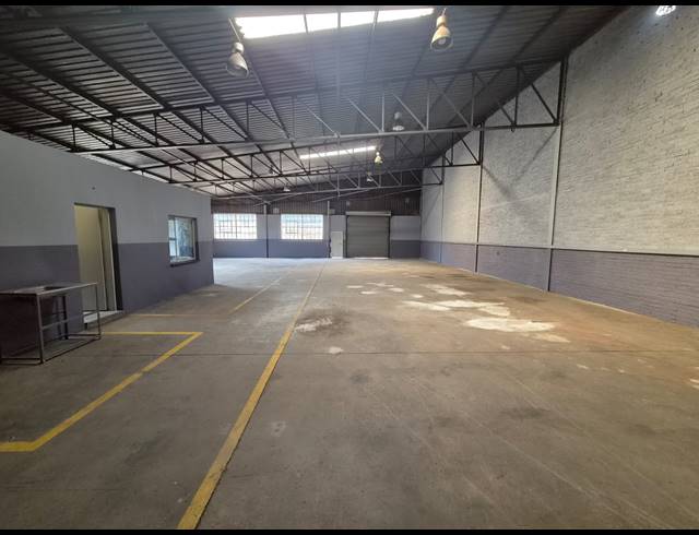 440M² WAREHOUSE TO LET IN WADEVILLE